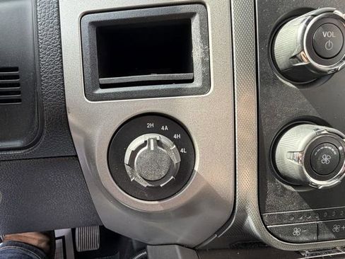 Used 2017 Ford Expedition EL XLT image 25