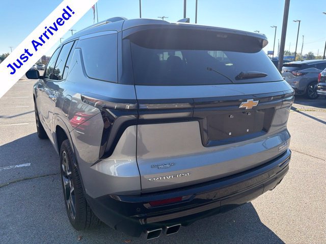 Used 2025 Chevrolet Traverse High Country FWD image 5