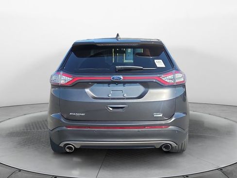 Used 2018 Ford Edge SEL w/ Equipment Group 201A FWD image 4