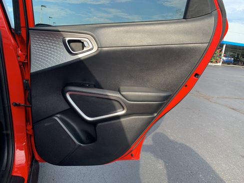 Used 2021 Kia Soul LX image 26