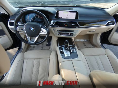 Used 2016 BMW 750i xDrive AWD/4WD image 22