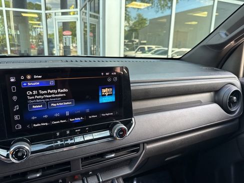 Used 2025 Chevrolet Colorado W/T w/ WT Custom Package image 42