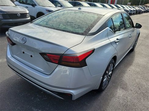 New 2025 Nissan Altima 2.5 SV image 5