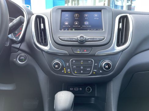 Used 2024 Chevrolet Equinox LT image 28