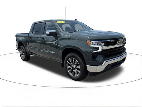 Used 2025 Chevrolet Silverado 1500 LT RWD image 1