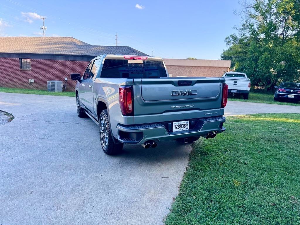 Used 2023 GMC Sierra 1500 Denali Ultimate AWD/4WD image 3