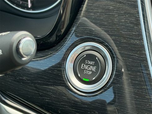 Used 2023 Cadillac XT6 Premium Luxury image 20