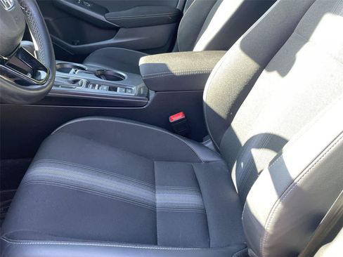 Used 2023 Honda Civic Sport image 12