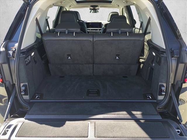Used 2026 BMW X7 xDrive40i AWD/4WD image 6