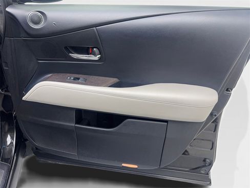 Used 2013 Lexus RX 450h FWD image 48