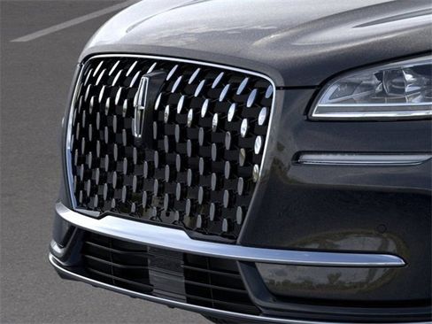 New 2026 Lincoln Corsair Reserve image 17