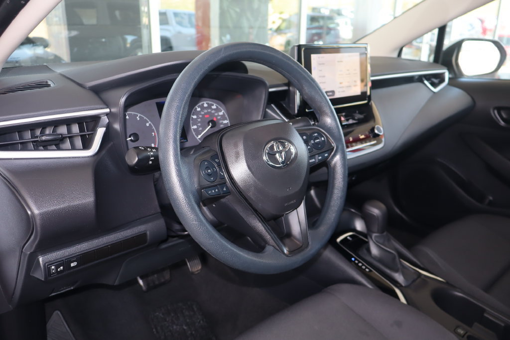 Used 2024 Toyota Corolla LE FWD image 15