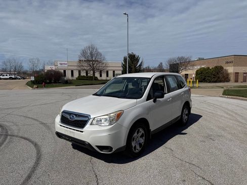 Used 2014 Subaru Forester 2.5i image 1