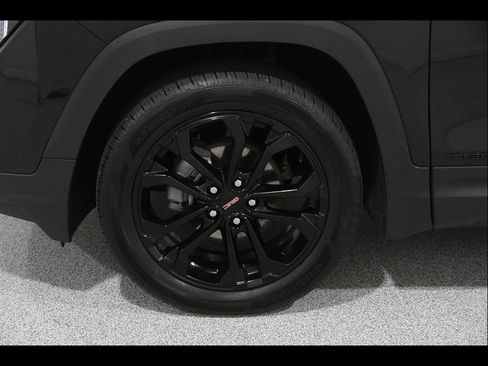 Certified 2022 GMC Terrain SLE w/ Driver Convenience Package AWD/4WD image 22