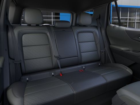 New 2026 Chevrolet Equinox LT AWD/4WD image 17