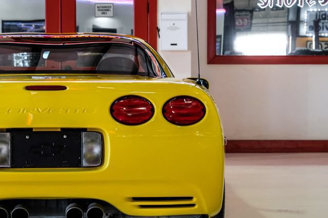 Used 2003 Chevrolet Corvette Z06 w/ Memory Package, 3 Drivers RWD image 34