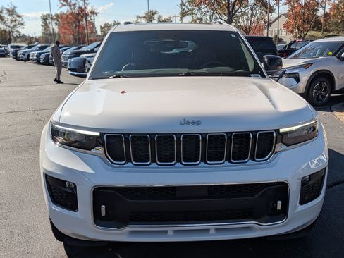 Used 2024 Jeep Grand Cherokee L Overland w/ Trailer Tow Package image 3