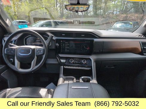 Used 2024 GMC Sierra 2500 Denali w/ Denali Reserve Package AWD/4WD image 15