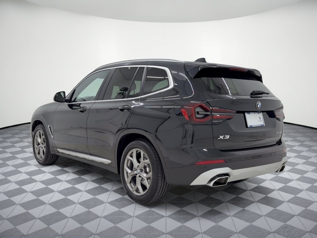 Used 2022 BMW X3 xDrive30i w/ Convenience Package w/ZPA AWD/4WD image 3