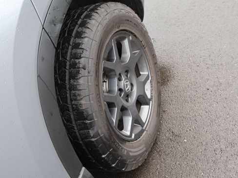 Certified 2025 Honda Pilot TrailSport image 12