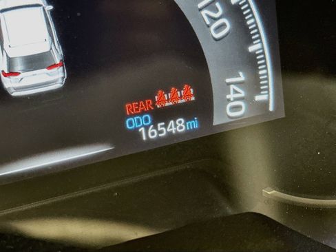 Used 2025 Toyota RAV4 LE AWD/4WD image 19