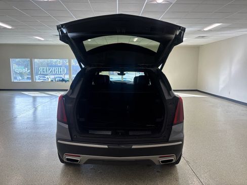 Used 2020 Cadillac XT5 Premium Luxury image 12