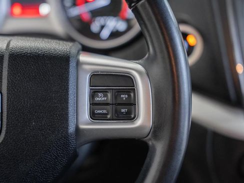 Used 2019 Dodge Journey SE w/ Premium Group FWD image 23