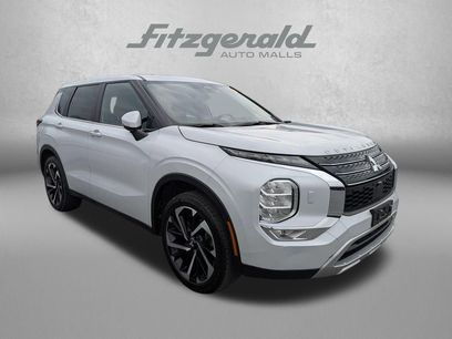 Used 2023 Mitsubishi Outlander SE