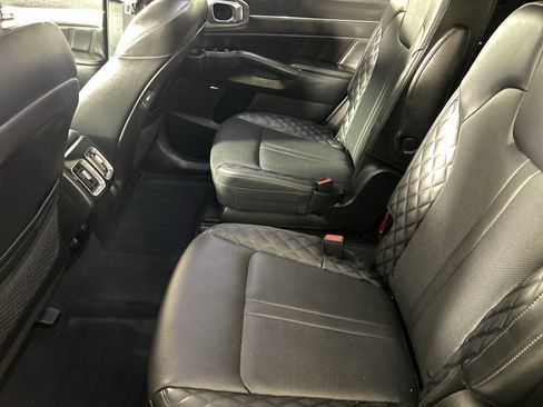 Used 2022 Kia Sorento SX Prestige AWD/4WD image 24