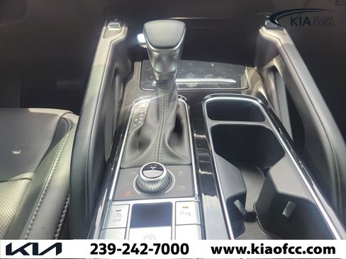 Certified 2024 Kia Telluride S w/ S Sunroof Package AWD/4WD image 24
