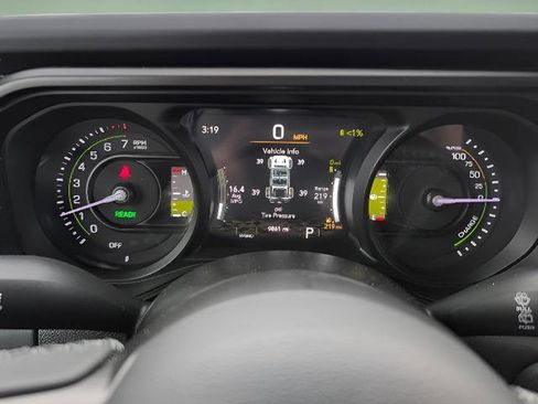 Used 2025 Jeep Wrangler Unlimited Rubicon 4xe w/ Safety Group image 9