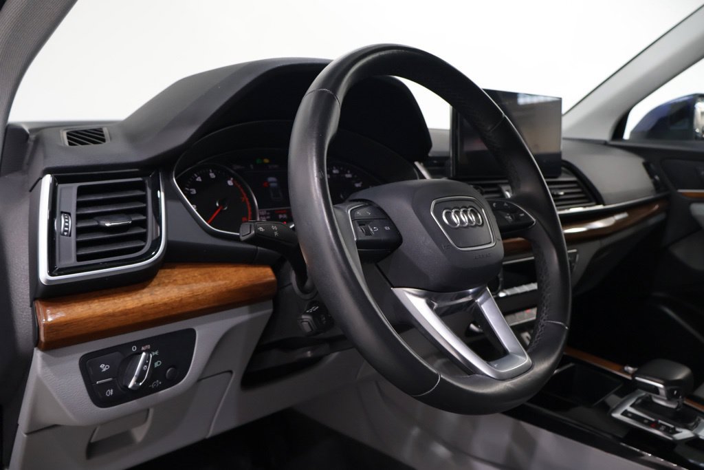 Used 2023 Audi Q5 2.0T Premium w/ Convenience Package AWD/4WD image 18