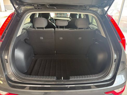 Used 2026 Kia Niro LX FWD image 29