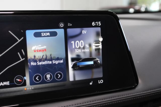 Used 2024 Nissan Ariya AWD image 19
