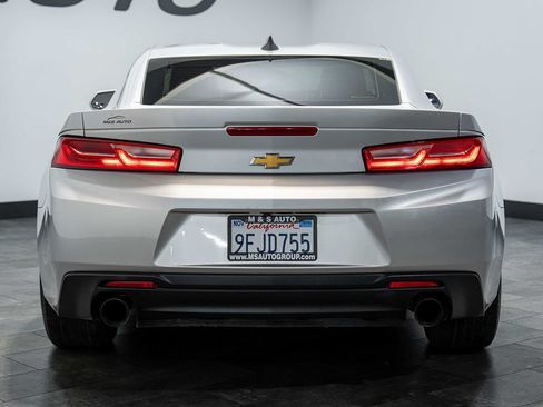 Used 2016 Chevrolet Camaro LT RWD image 4