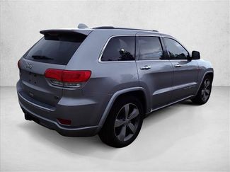 Used 2015 Jeep Grand Cherokee Overland w/ Advanced Technology Group AWD/4WD video 4