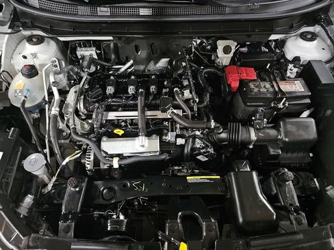 Used 2024 Nissan Kicks S image 21