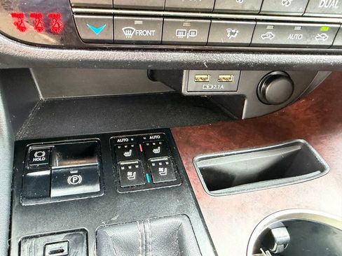 Used 2020 Lexus RX 350 AWD w/ Premium Package image 27