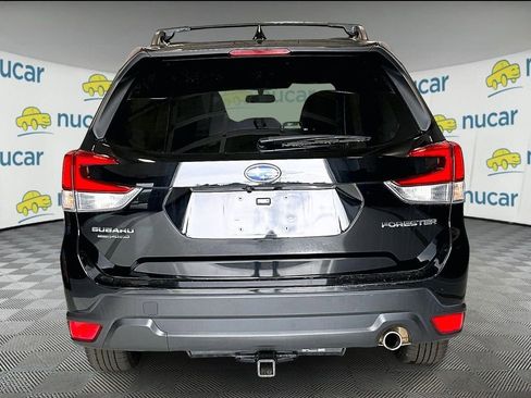 Used 2022 Subaru Forester Limited image 7