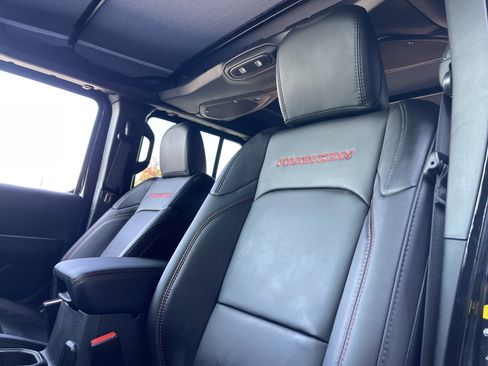 New 2026 Jeep Wrangler Unlimited Rubicon image 19