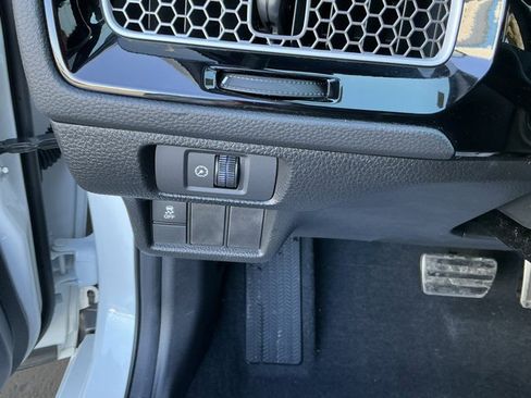 Used 2025 Honda Civic Sport image 23