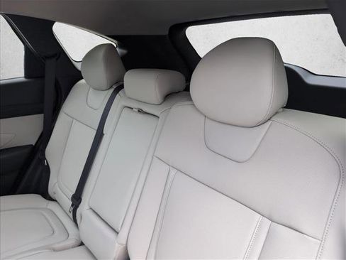 New 2026 Hyundai Tucson SEL FWD image 17