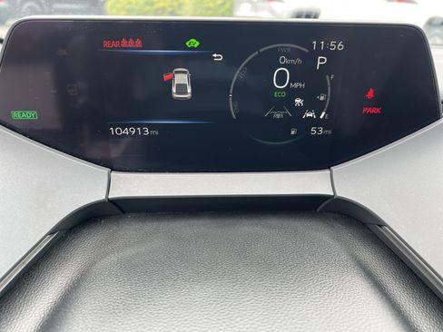 Used 2024 Toyota Prius XLE FWD image 12
