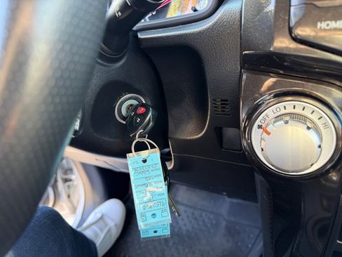 Used 2018 Toyota 4Runner TRD Off-Road image 19