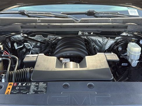 Used 2017 GMC Sierra 1500 SLE w/ SLE Value Package image 36