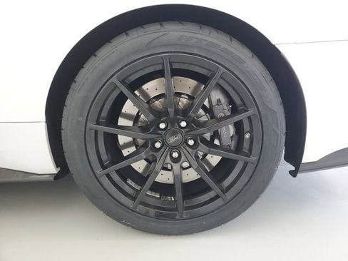 Used 2017 Ford Mustang Shelby GT350 RWD image 10