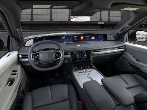 New 2025 Lincoln Navigator L Reserve w/ Jet Appearance Package image 9