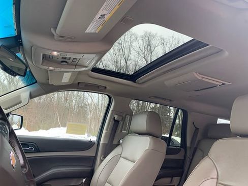 Used 2019 Chevrolet Tahoe LT image 40