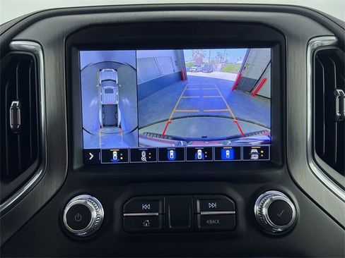 Used 2023 GMC Sierra 3500 Denali image 15