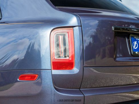 Used 2023 Rolls-Royce Cullinan Black Badge w/ Leather Finishing Pack image 71